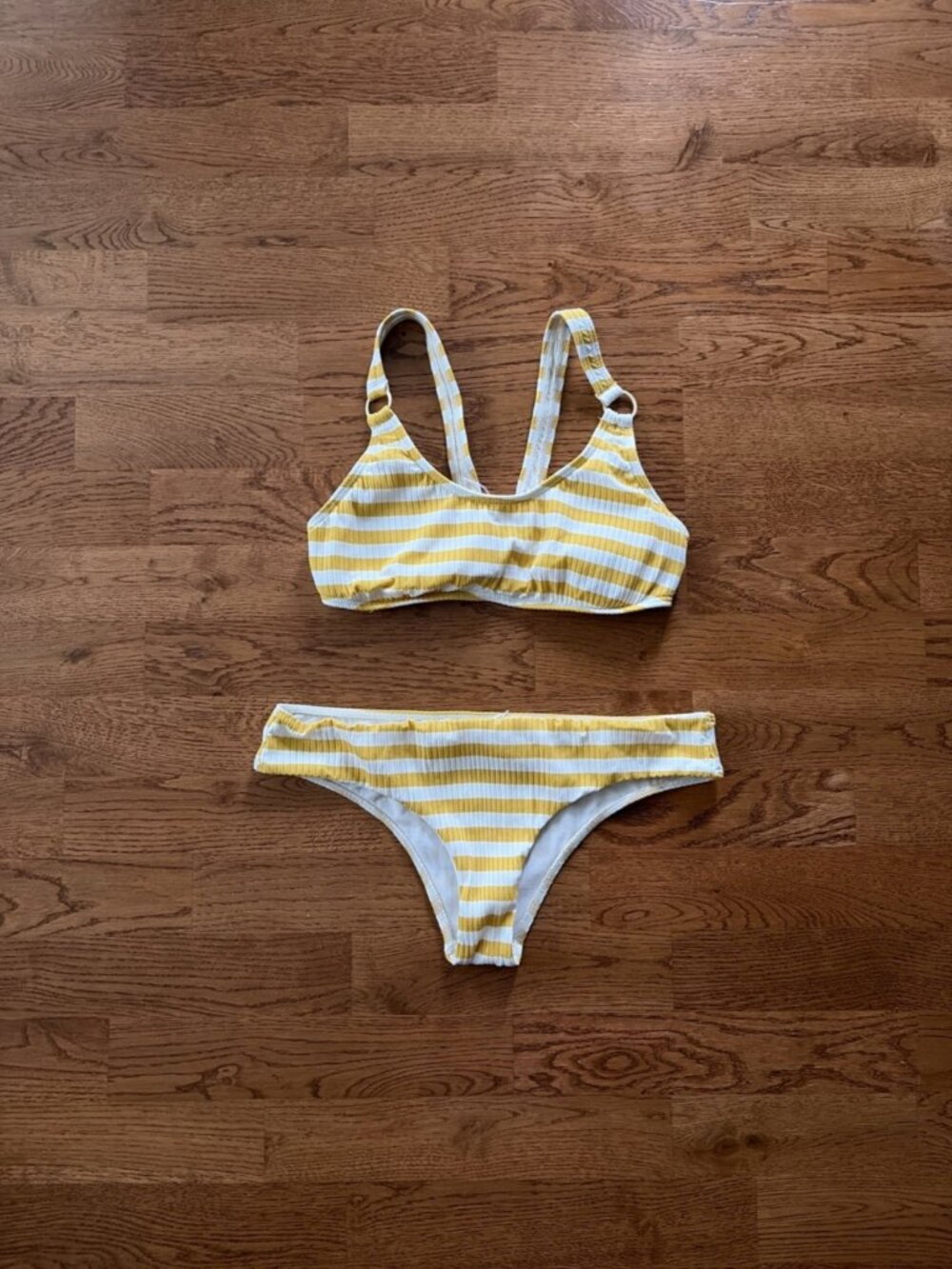 Billabong Swim 2 Piece Bikini Sunny Ribbed Top Bottom Yellow White Striped Ring